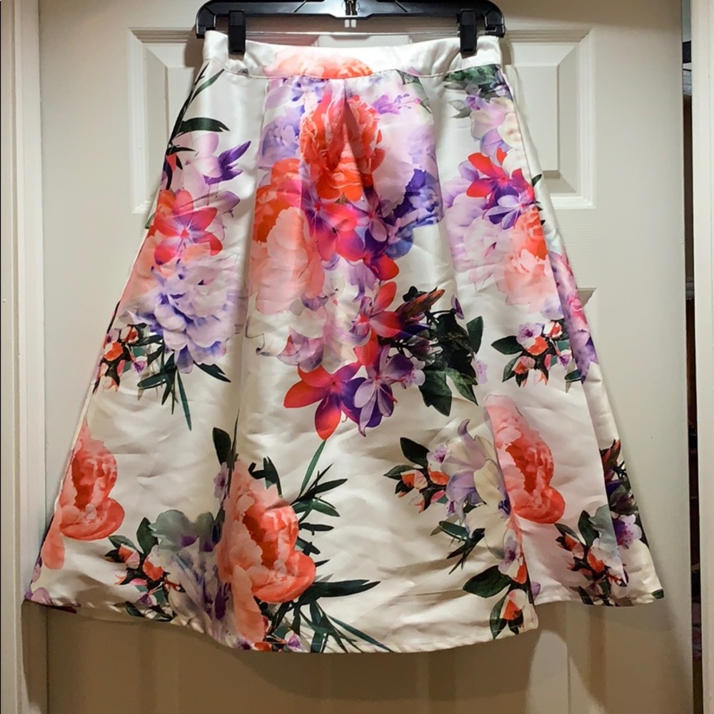 Satin skirt